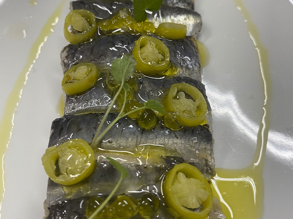 Sardines marinades amb piparres